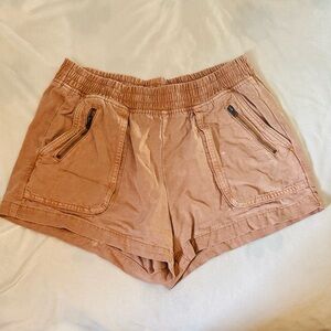 Aerie cargo shorts khaki